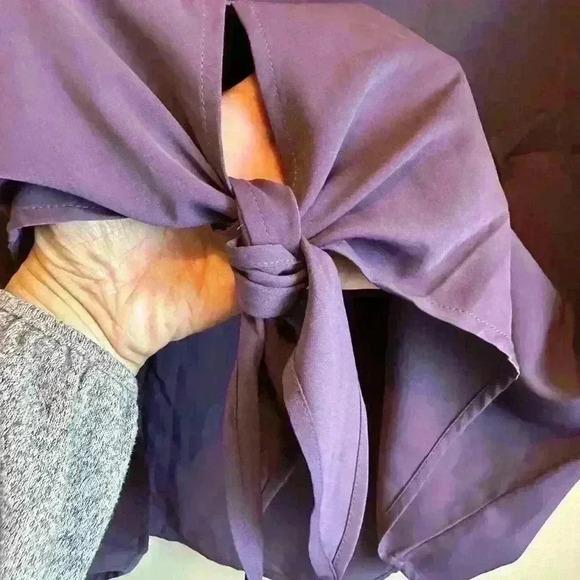VIIShow Women’s Lightweight Purple Blouse With Tie Knot In Front - Size 2XL - Picture 9 of 10